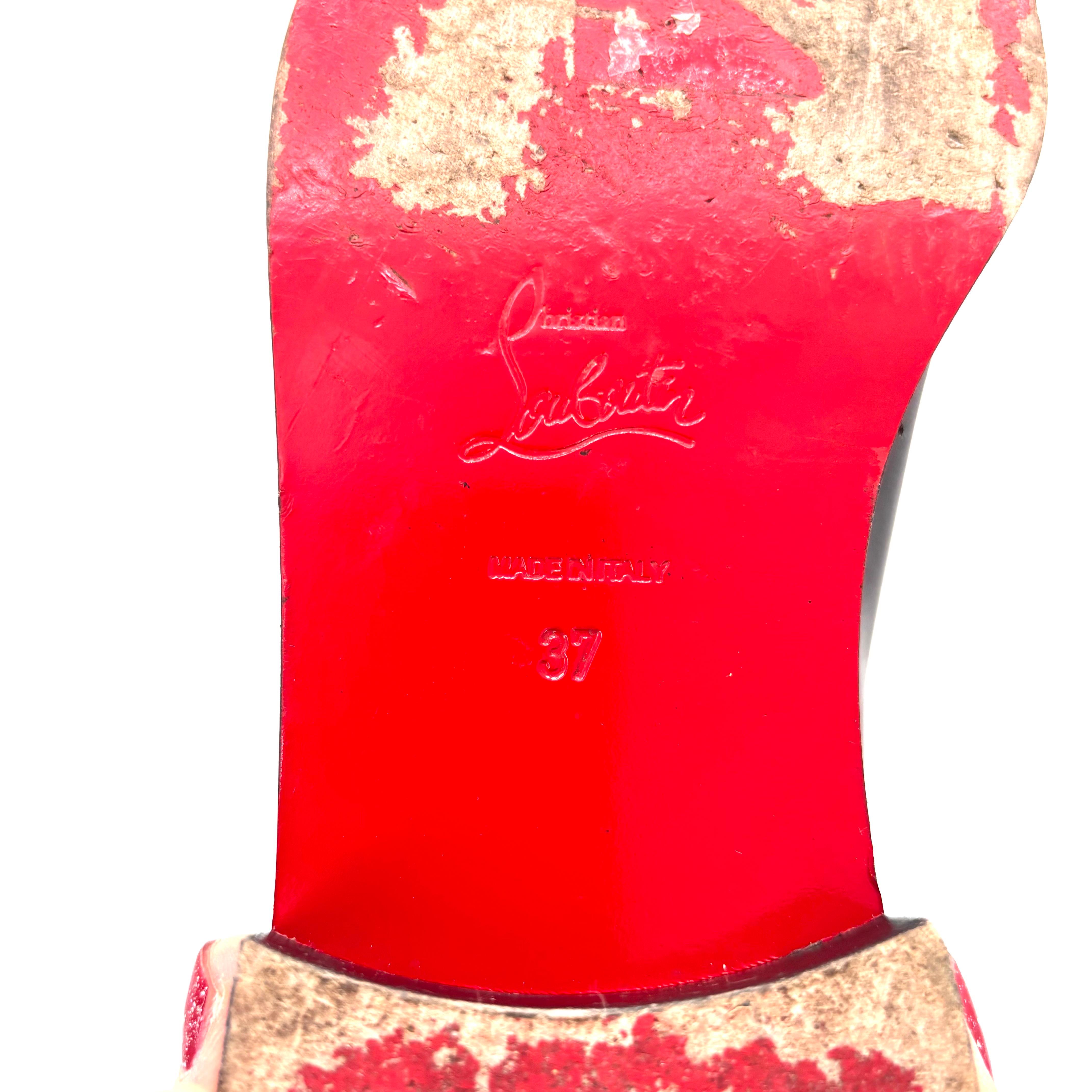 Christian Louboutin Rom Chic Botas planas de becerro con pinchos hasta la rodilla Calzado de mujer 37 en venta 4