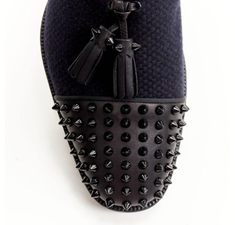 CHRISTIAN LOUBOUTIN Rossini Plat en tweed marine à bout pointu  semelle à crampons EU42 en vente 1