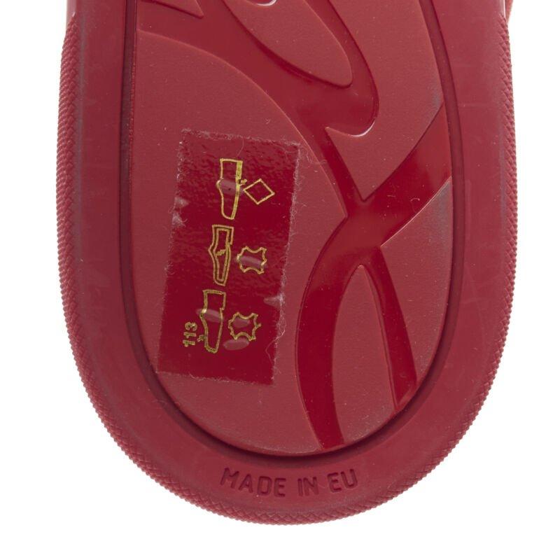 CHRISTIAN LOUBOUTIN Sailor Boat daim rouge dégradé strass bas baskets EU42 en vente 6