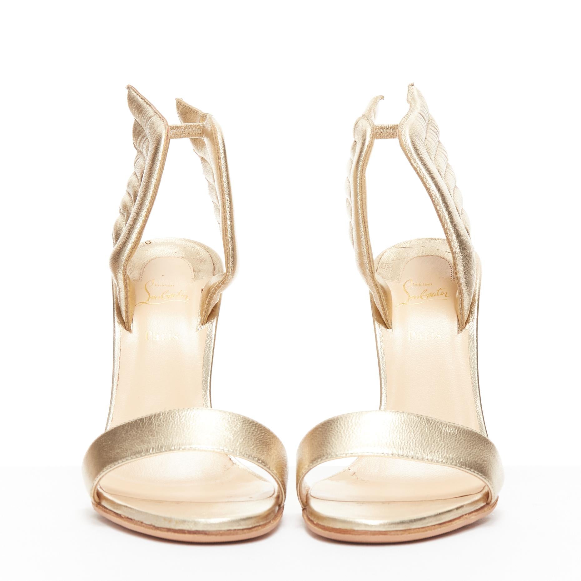 CHRISTIAN LOUBOUTIN Samotresse 100 metallic gold winged heel sandal EU38.5 In Good Condition For Sale In Hong Kong, NT