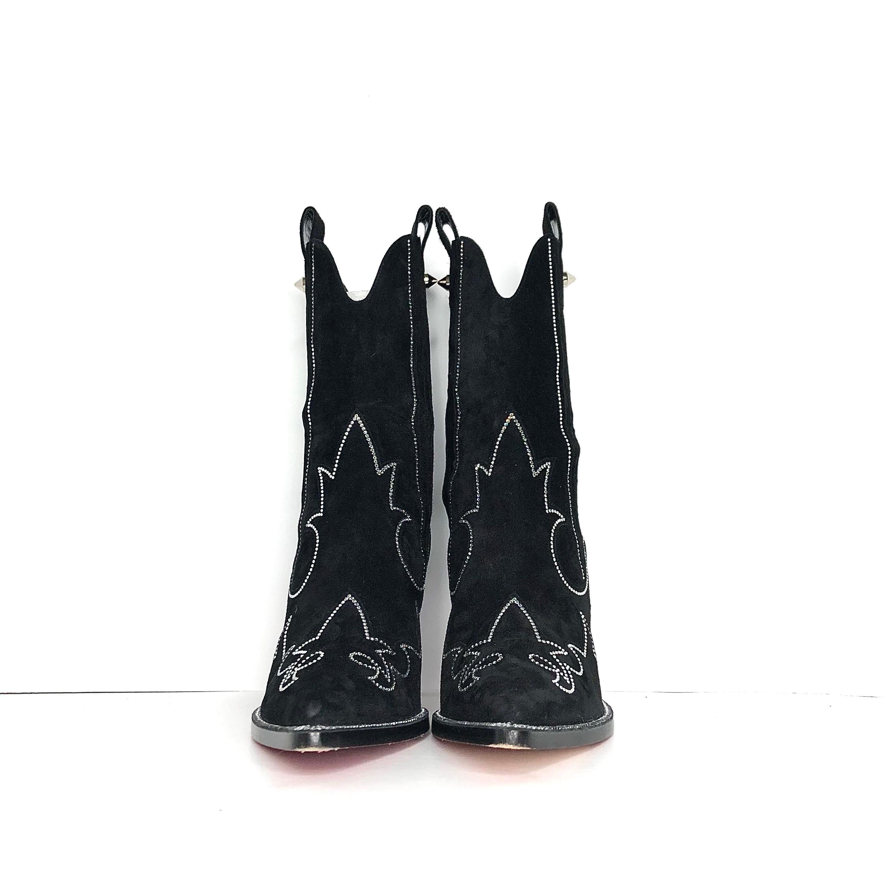 Christian Louboutin Santigag Strass 85 Stivali bassi in camoscio nero stile western 38 in vendita 1