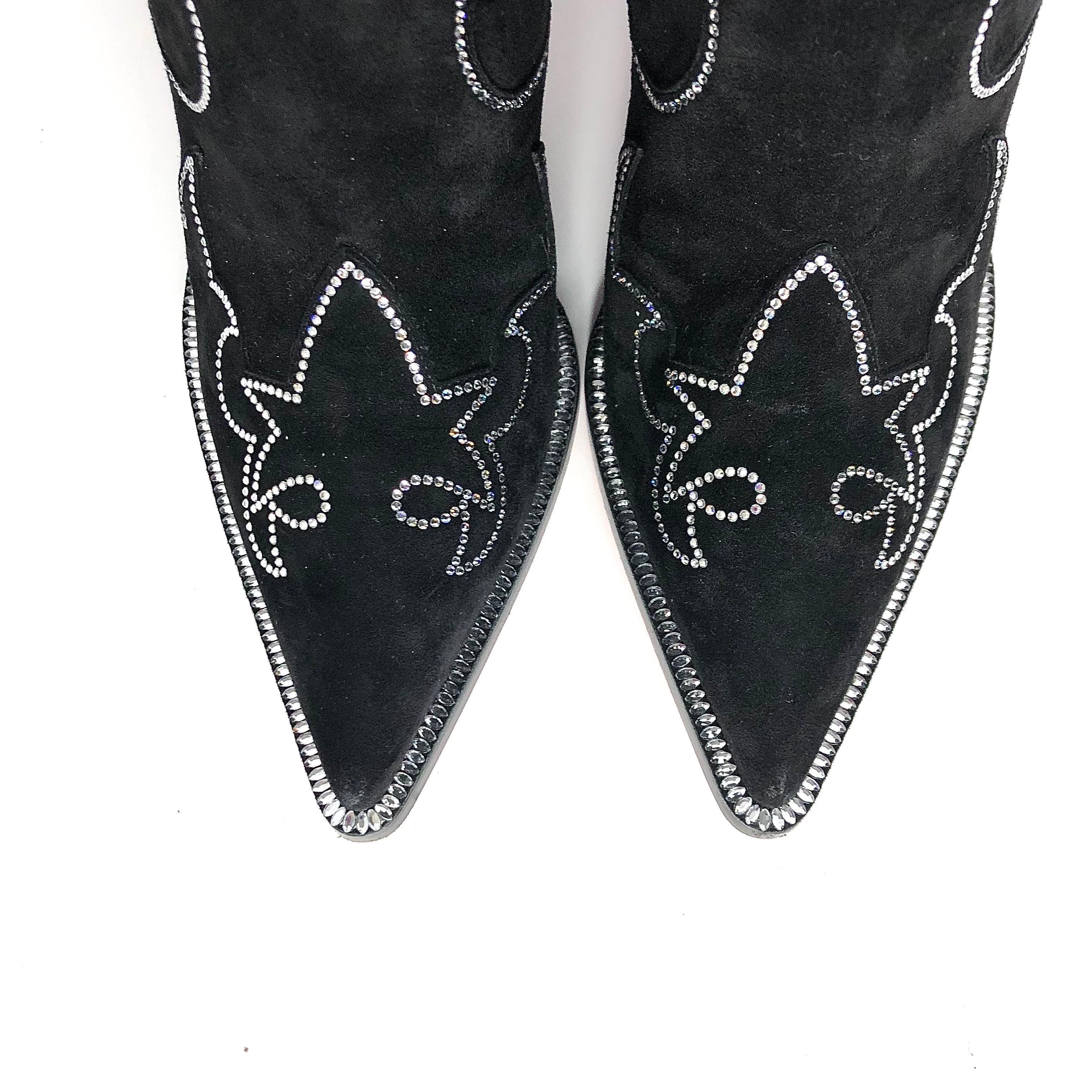 Christian Louboutin Santigag Strass 85 Stivali bassi in camoscio nero stile western 38 in vendita 2