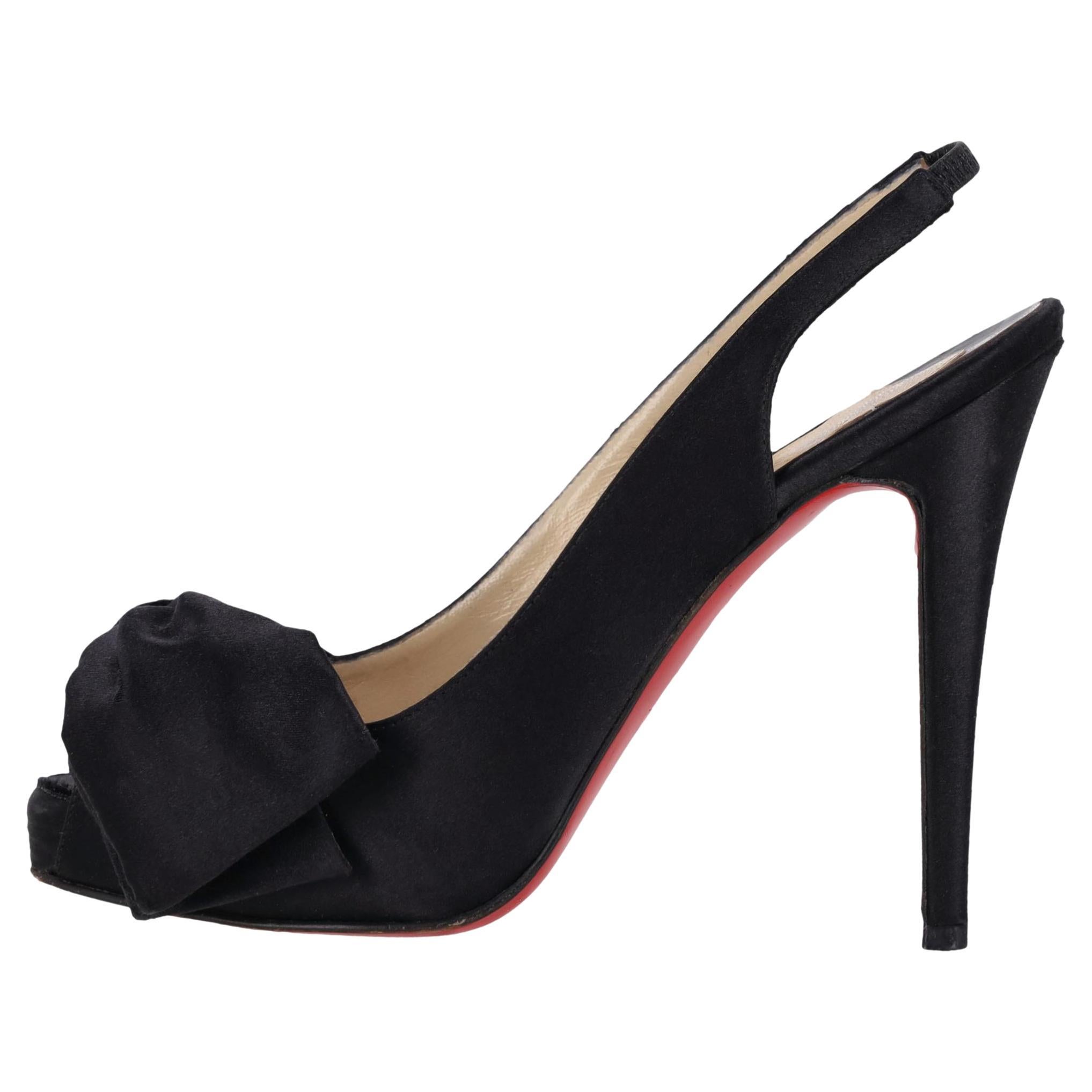 Christian Louboutin - Escarpins à bouts pointus avec nœud en satin