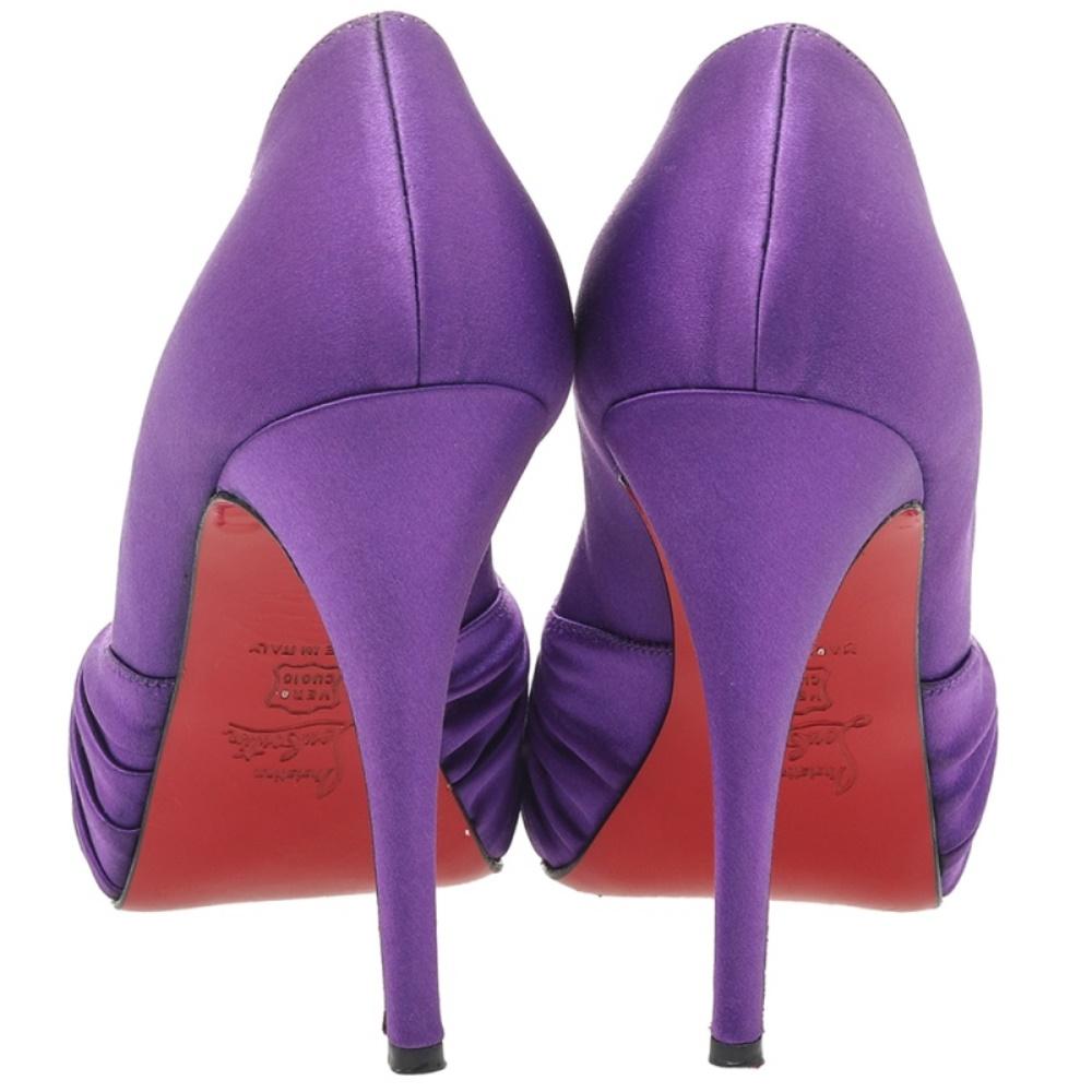 Christian Louboutin Satin Knotted Greissimo Platform Peep Toe Pumps Size 38 In Good Condition For Sale In Dubai, Al Qouz 2
