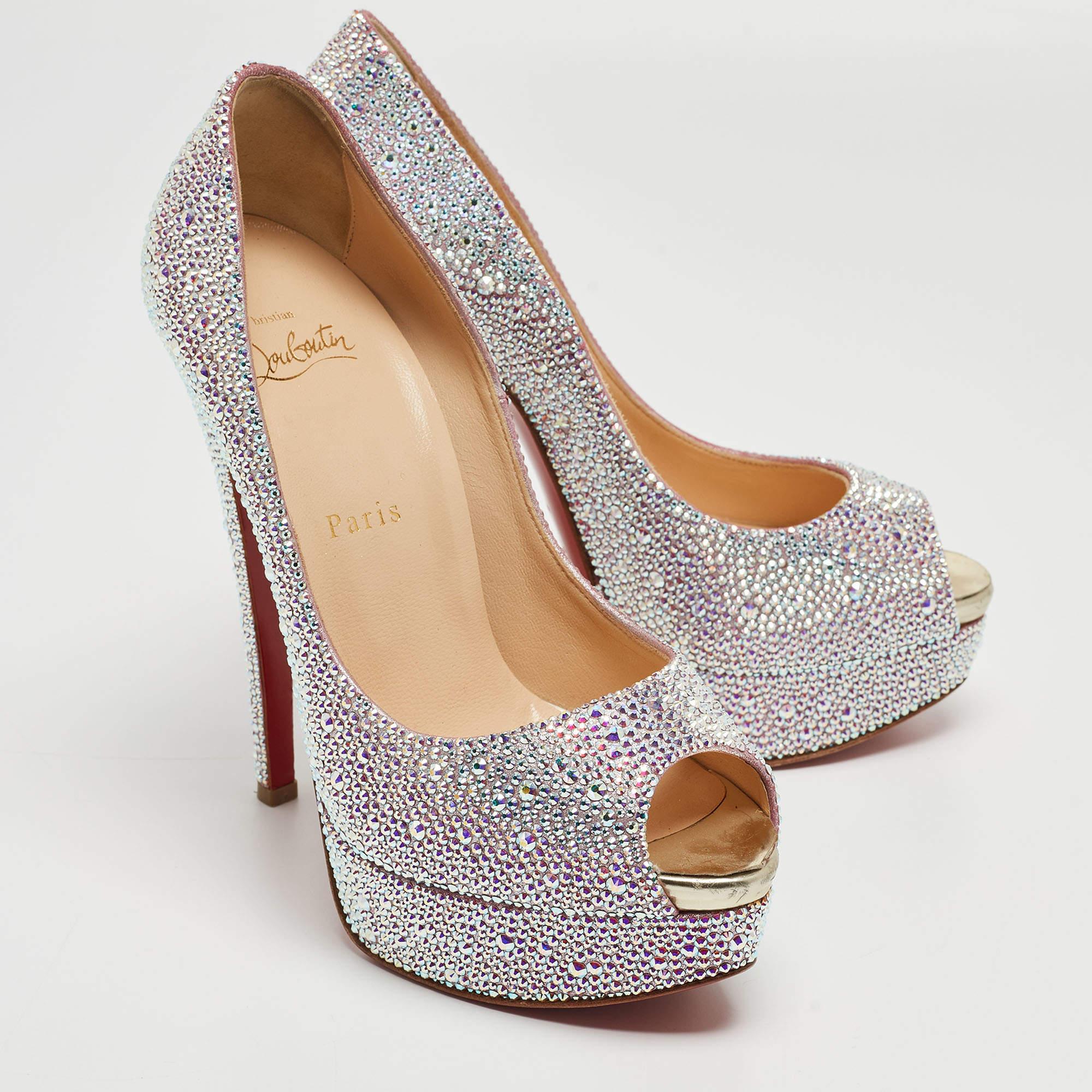 Christian Louboutin Silver Crystal Embellished Very Riche Pumps Size 38 In Good Condition For Sale In Dubai, Al Qouz 2