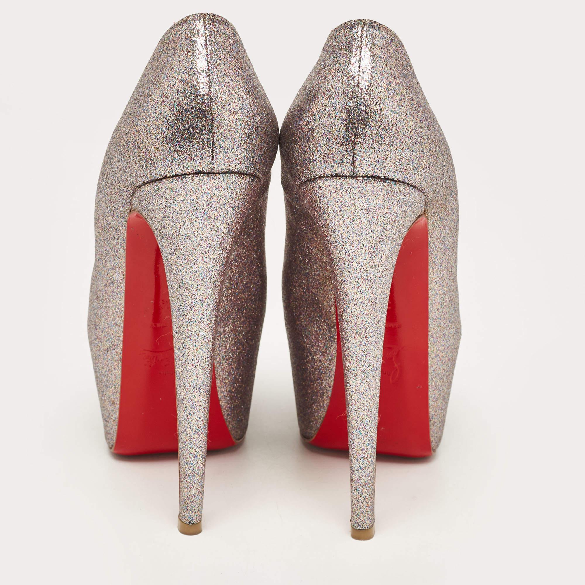 Women's Christian Louboutin Silver Glitter Daffodile Pumps Size 37.5 For Sale