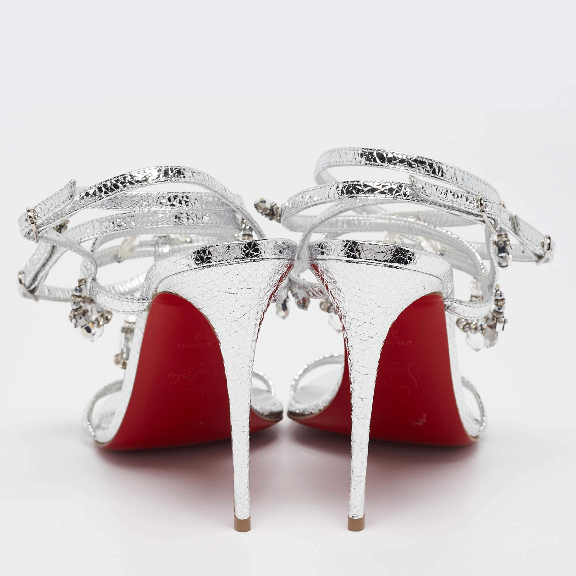 Donna Christian Louboutin Bombina Pampila in pelle argentata con cinturino alla caviglia Taglia 39 in vendita