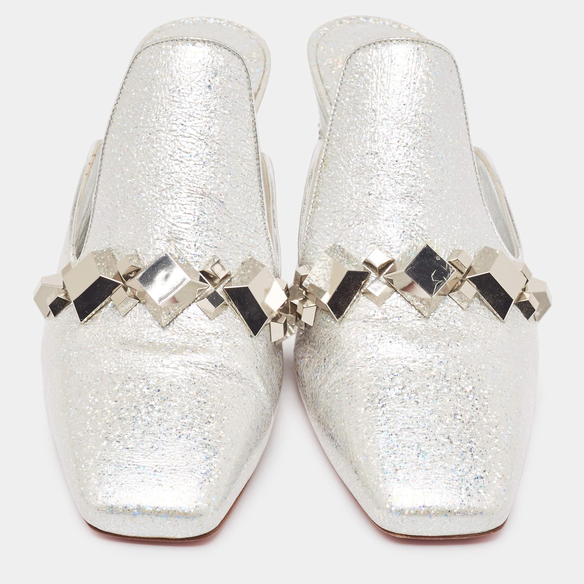 Christian Louboutin Silver Leather Crystal Embellished Aquallia Mules Size 37 In Good Condition In Dubai, Al Qouz 2