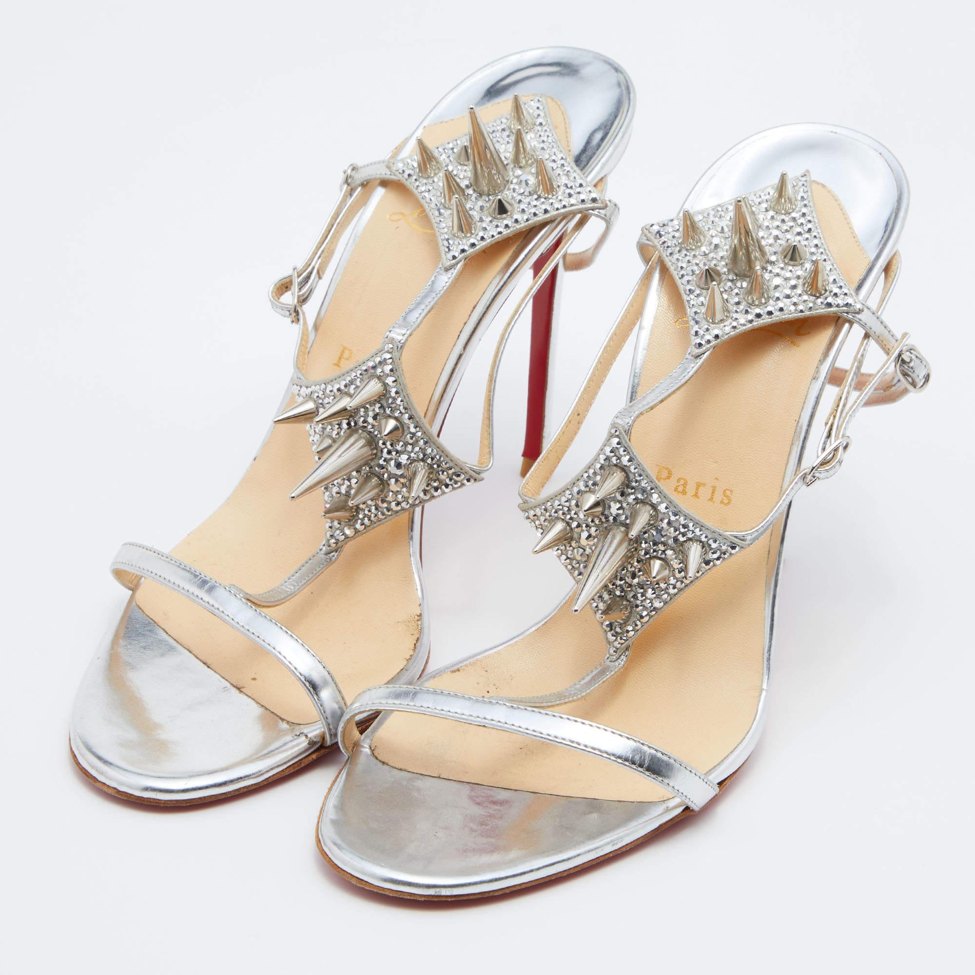 Christian Louboutin Silver Leather Lady Max Spike Ankle Strap Sandals Size 39.5 In Good Condition In Dubai, Al Qouz 2