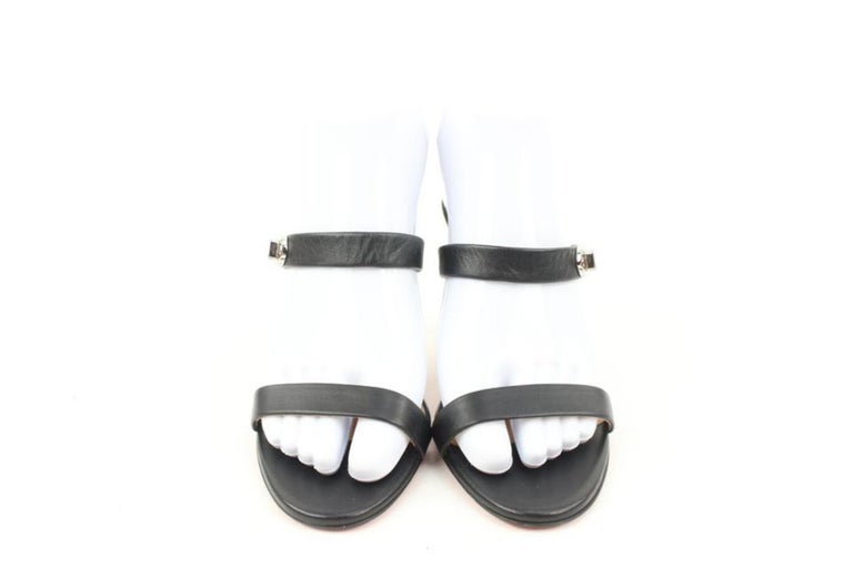 Christian Louboutin Size 36 Black Leather Lock Me Sandals Heels Turnlock  26cl127