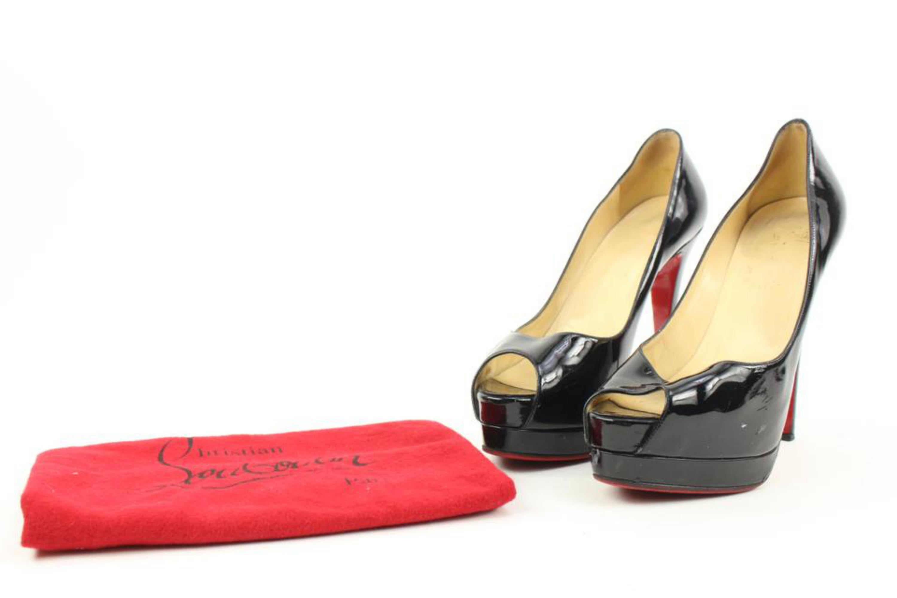 Christian Louboutin Size 40 Black Patent Leather Very Prive Open Toe Platforms 3CL119
Made In: Italy
Measurements: Length: 11 