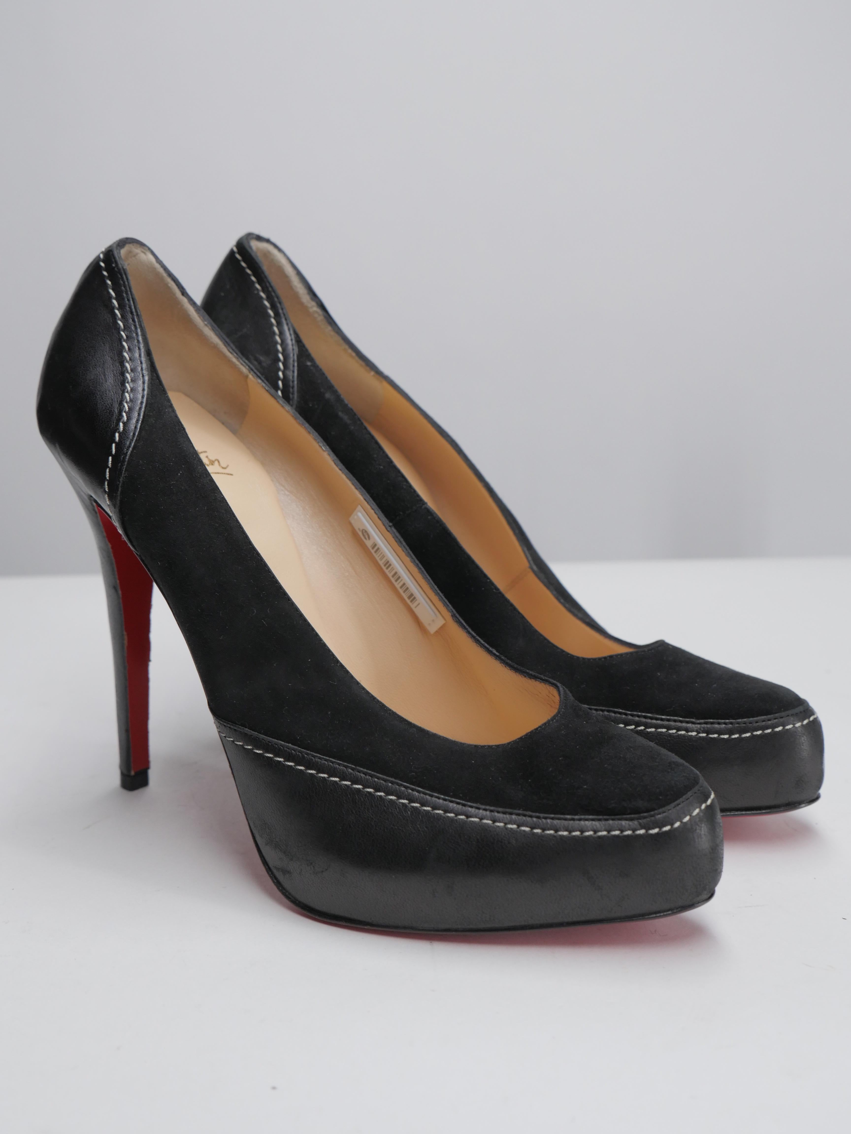 Women's or Men's Christian Louboutin  Size 41 Black Leather & Suede Pumps
