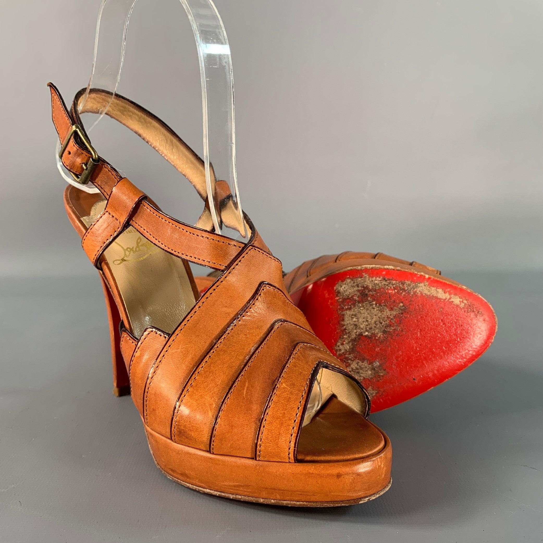 Donna Christian Louboutin Taglia 6,5 Sandali con plateau in pelle marrone Tan in vendita