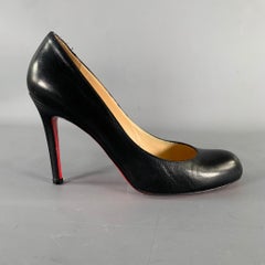 CHRISTIAN LOUBOUTIN Größe 7.5 Schwarz Leder Runde Zehe Pumps