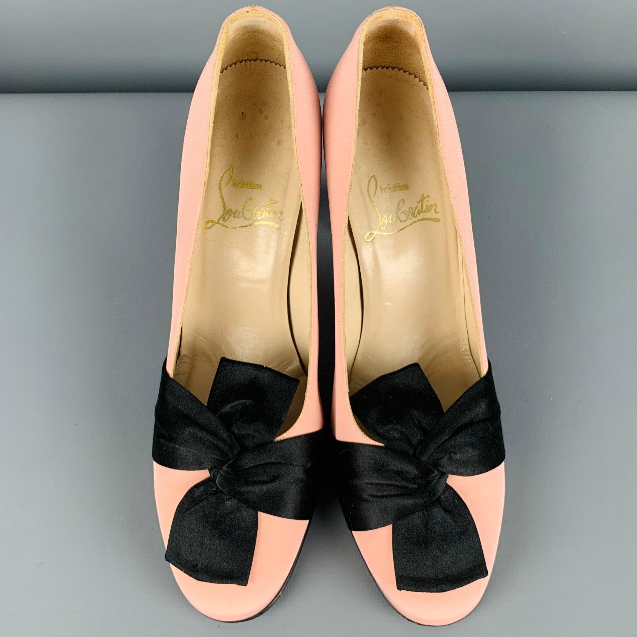 CHRISTIAN LOUBOUTIN Size 7.5 Pink Black Bow Pumps In Good Condition For Sale In San Francisco, CA
