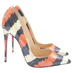 Christian Louboutin So Kate talons rayés en peau de serpent