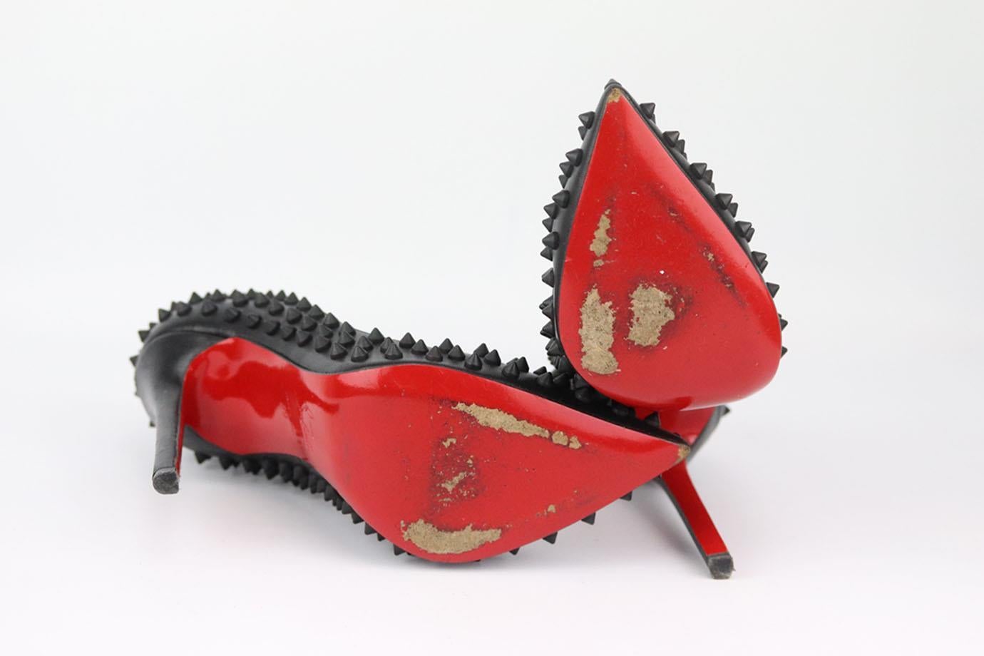 Christian Louboutin Spiked Leather Pumps EU 39 UK 6 US 9  In Excellent Condition In London, GB