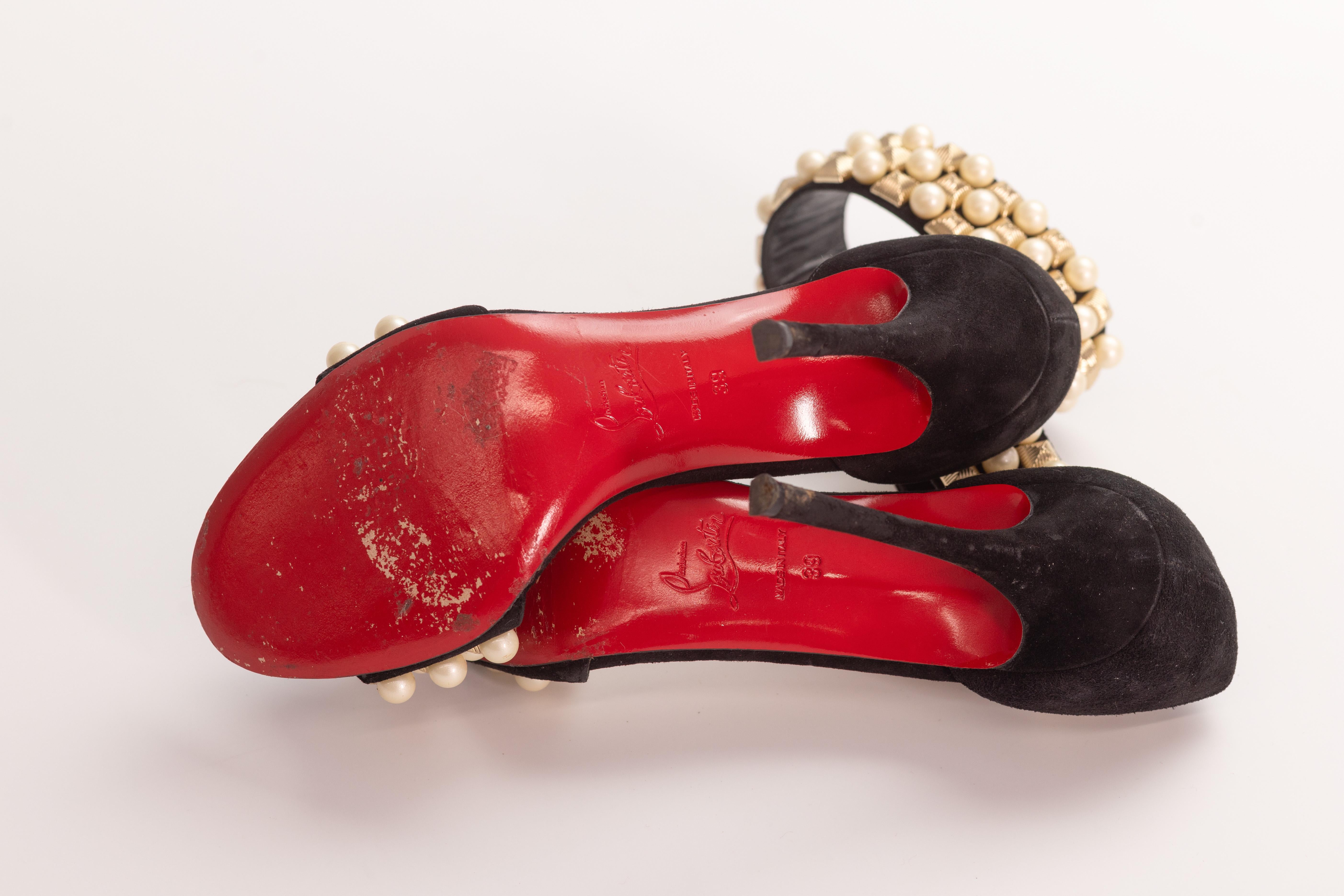 Christian Louboutin Studs Pearls Black Velvet Tudor Heels (EU 39) For Sale 1