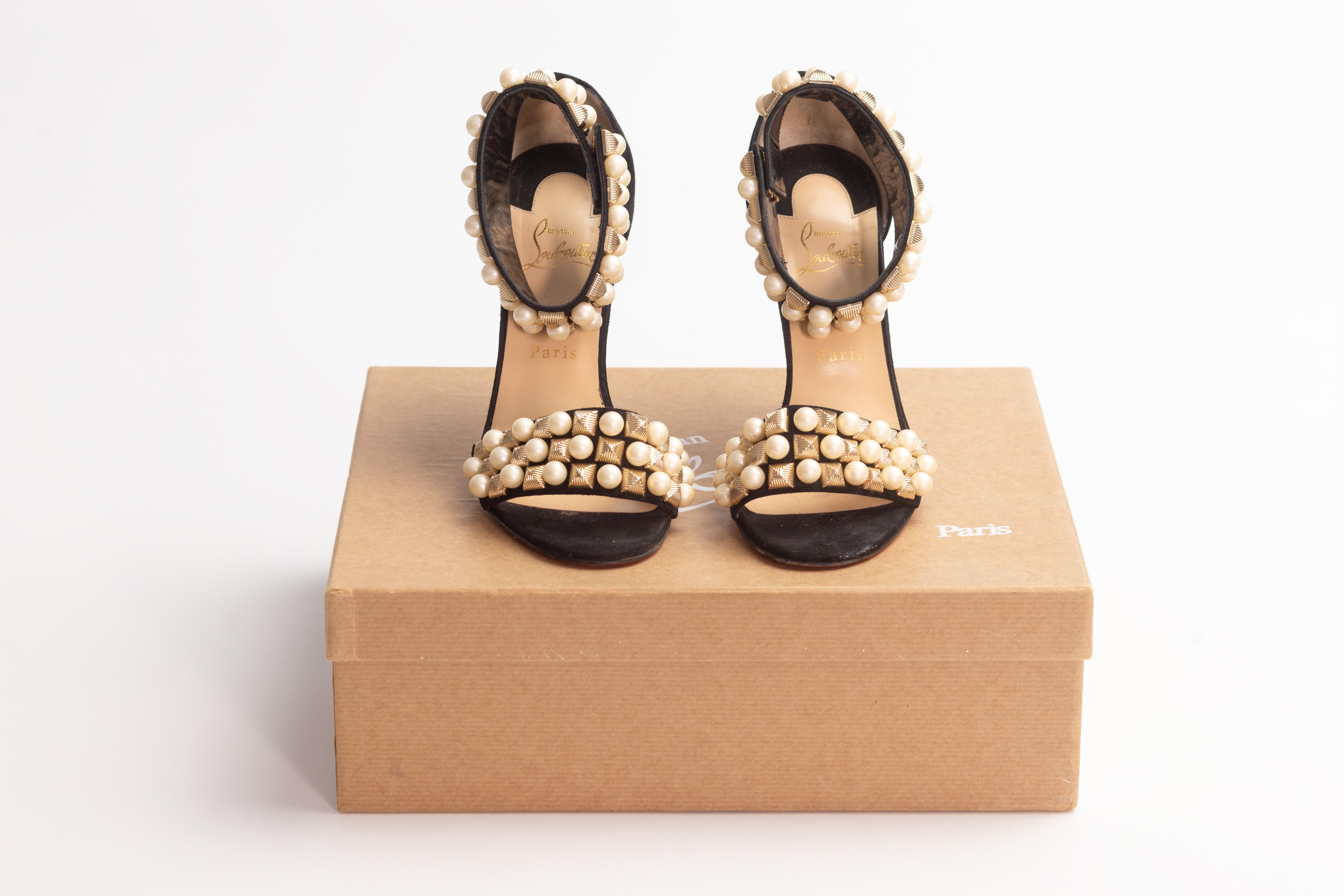 Christian Louboutin Studs Pearls Black Velvet Tudor Heels (EU 39) For Sale 2