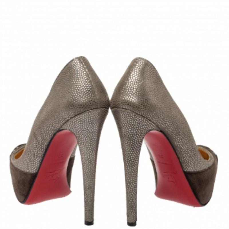 Christian Louboutin Suede Maggie Embellished Cap Toe Platform Pumps Size 35 For Sale 3