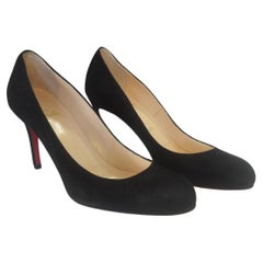 Christian Louboutin Einfache Wildleder-Pump IT 37