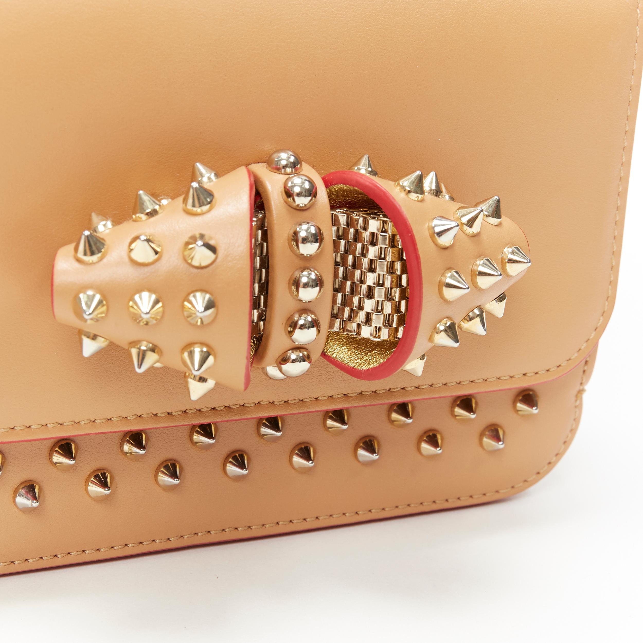 CHRISTIAN LOUBOUTIN Sweet Charity Borsa a tracolla media marrone con catena e fiocco di borchie 1