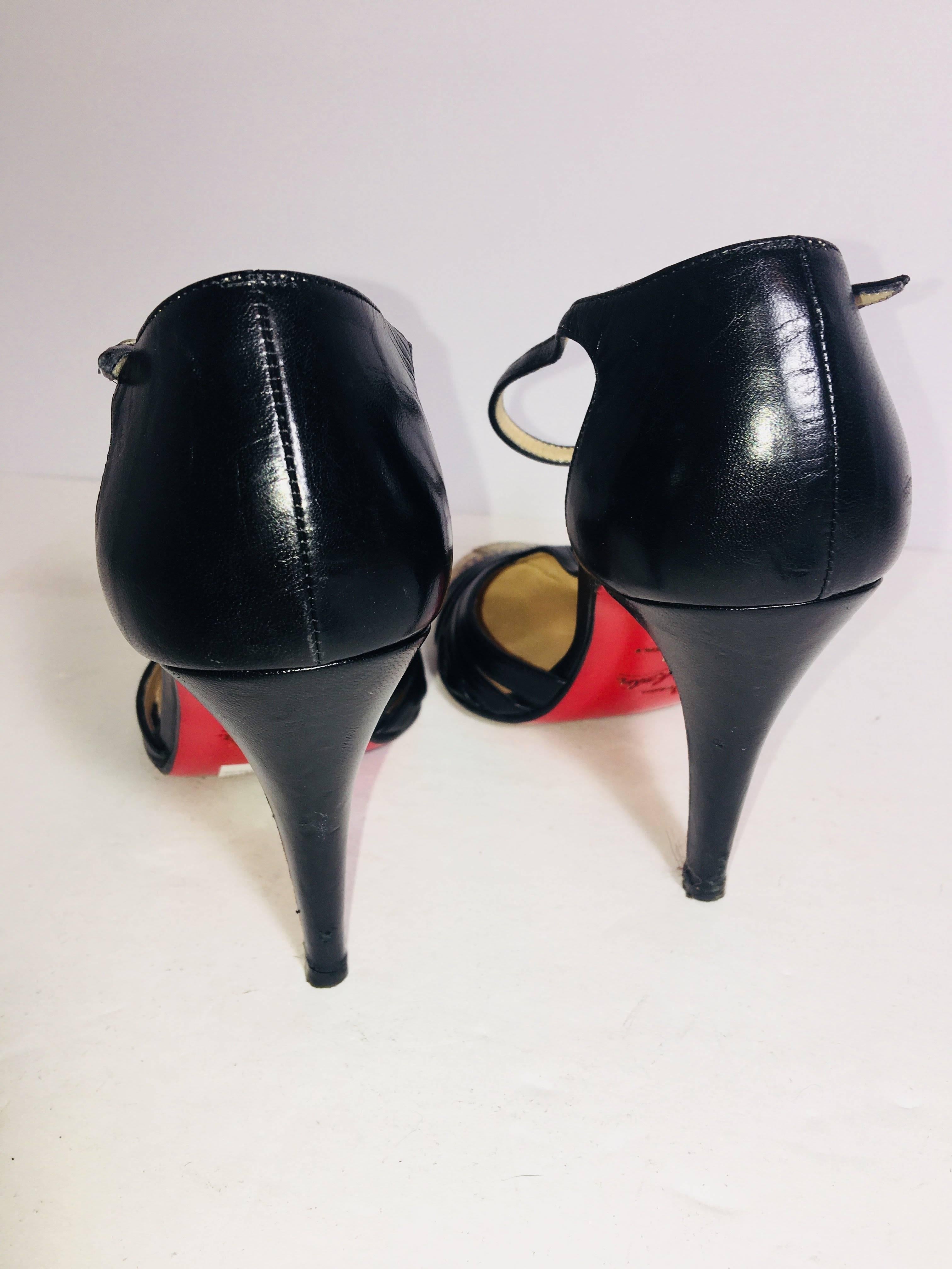 Christian Louboutin T-Strap Pumps In Excellent Condition In Bridgehampton, NY