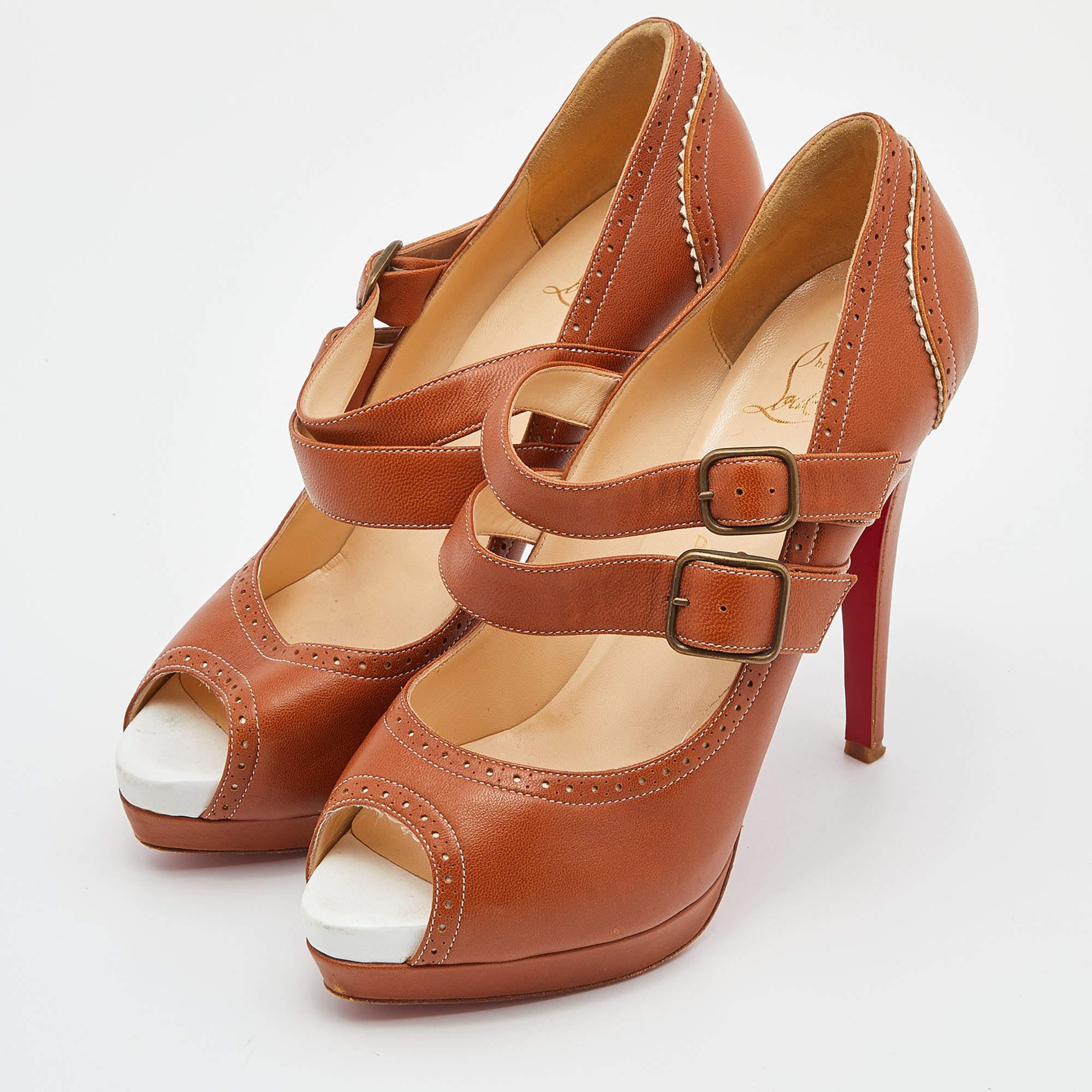 Christian Louboutin Tan Leather Luly Mary Jane Pumps Size 38 In Good Condition For Sale In Dubai, Al Qouz 2