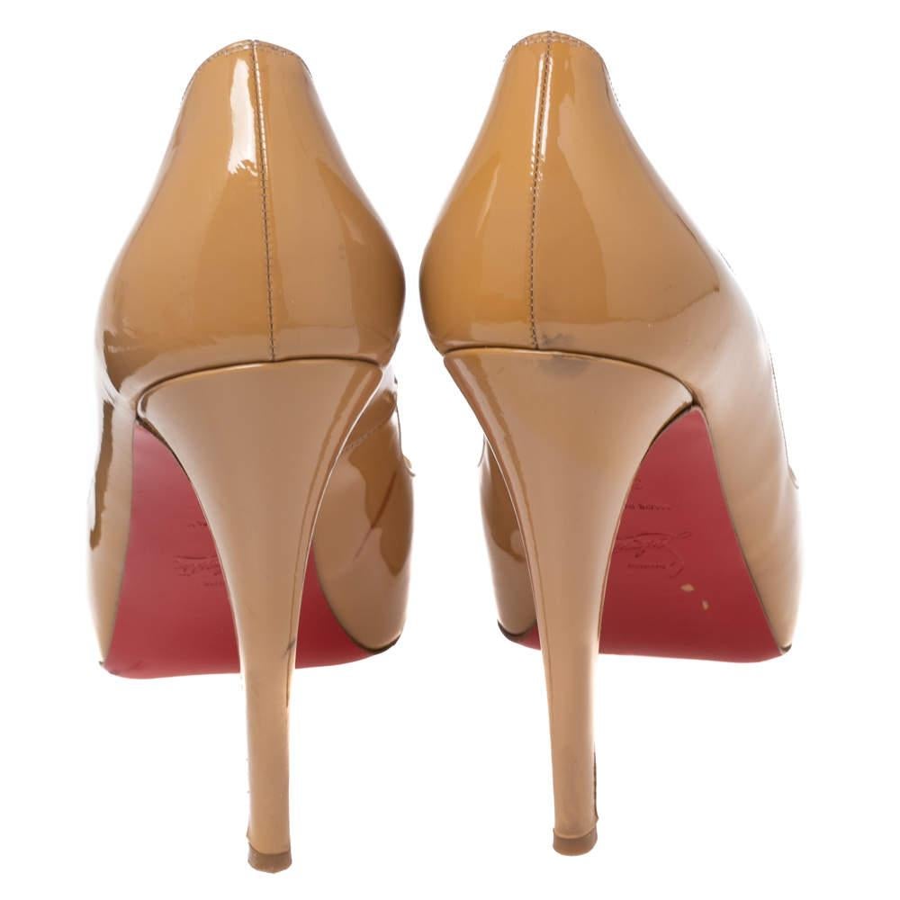 Brown Christian Louboutin Tan Patent Leather Very Prive Pumps Size 39.5 For Sale