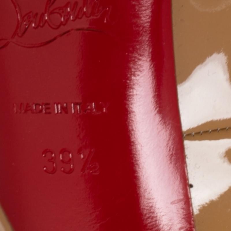 Christian Louboutin Tan Patent Leather Very Prive Pumps Size 39.5 en vente 1