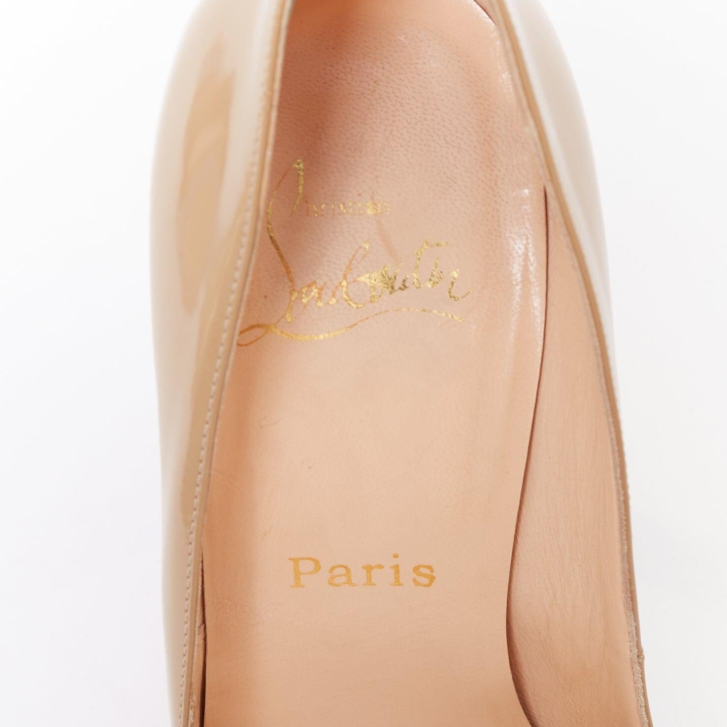 CHRISTIAN LOUBOUTIN taupe nudo in vernice con tacco a spillo a mandorla EU38 in vendita 4
