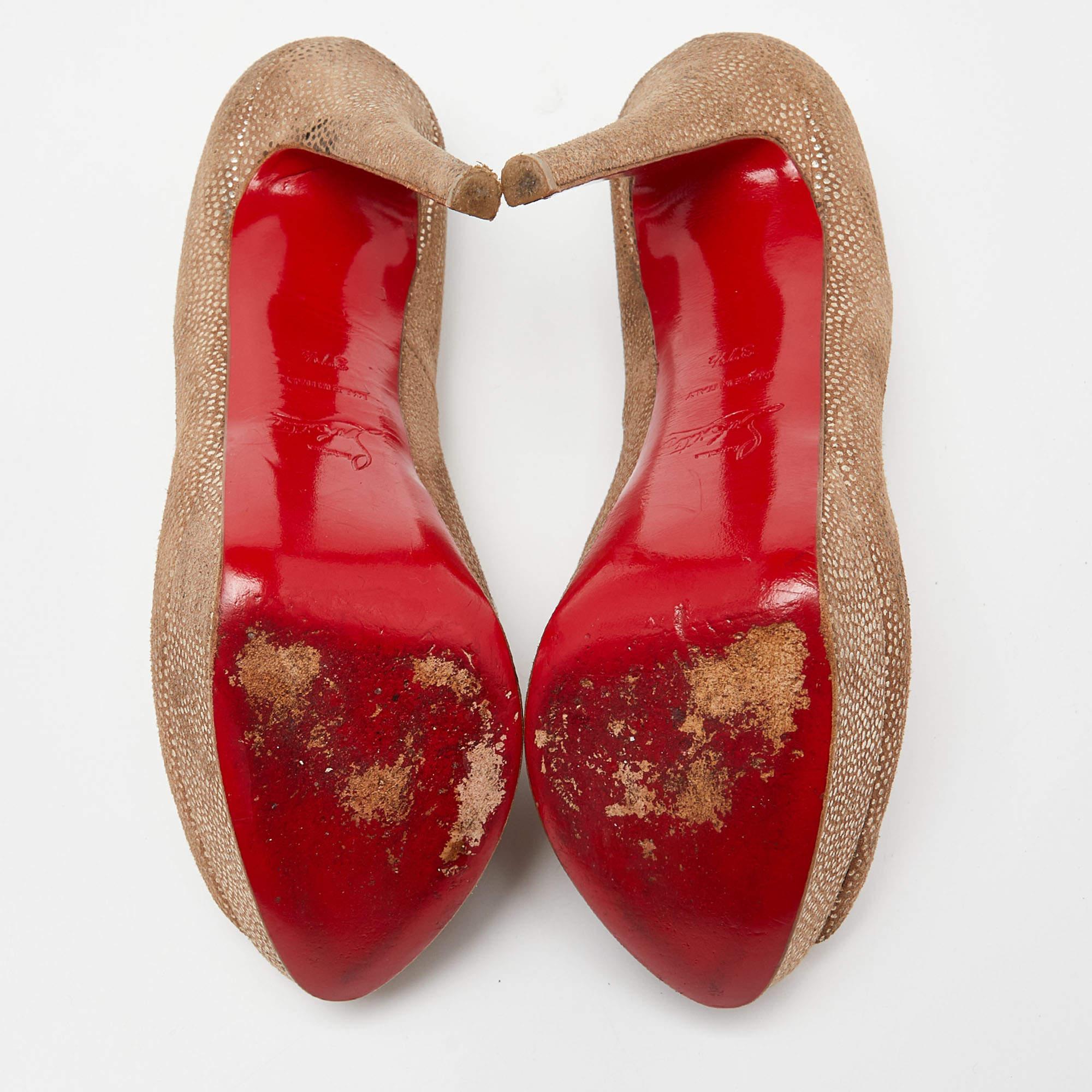 Christian Louboutin escarpins Lady Peep Toe Platform en daim texturé taille 37,5 en vente 1