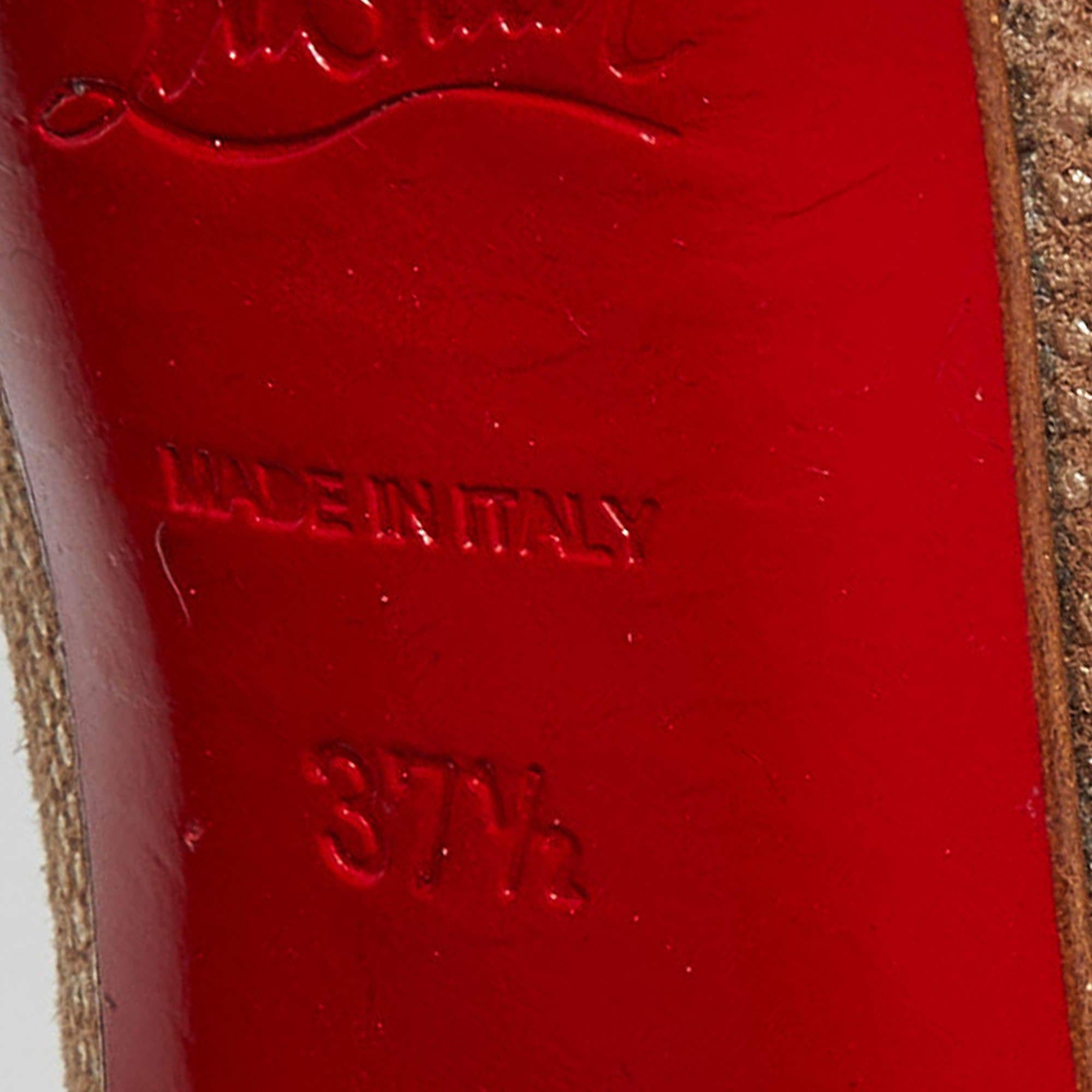 Christian Louboutin escarpins Lady Peep Toe Platform en daim texturé taille 37,5 en vente 3