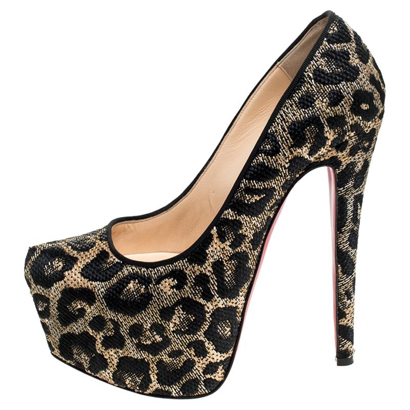 Take your love for Louboutins to new heights by adding this gorgeous pair to your collection. The pumps simply speak high fashion in every stitch and curve. The exteriors come made from woven raffia featuring a two-tone leopard print all over and
