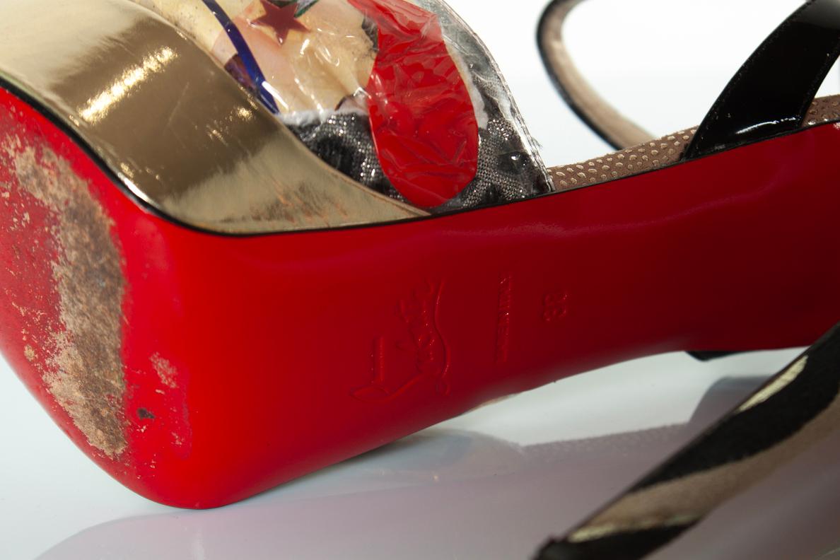 Christian Louboutin, Trash platform pump 2