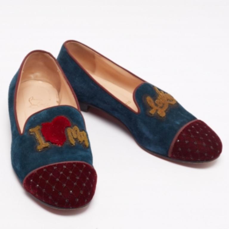Christian Louboutin Mocassins en daim et velours tricolore I Love My Loubies Taille 38.5 en vente 1