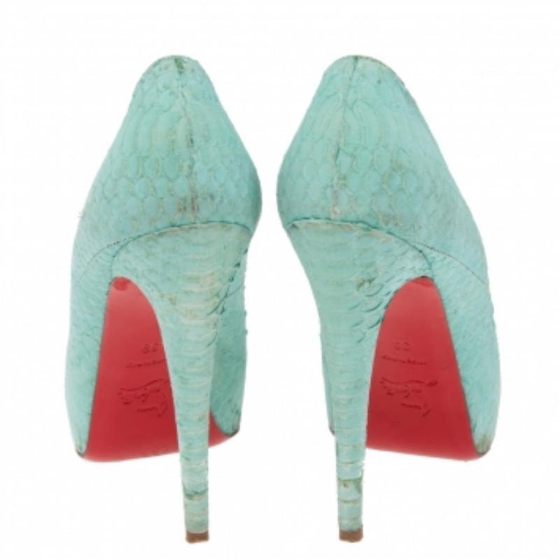 Christian Louboutin Turquoise Green Python Very Prive Pumps Size 39 en vente 2