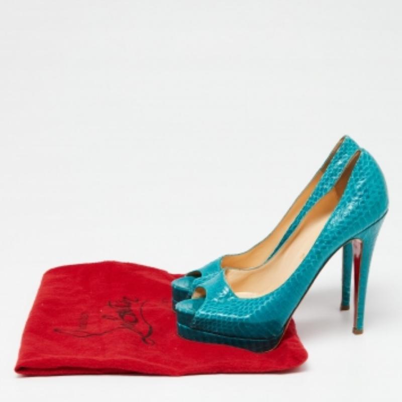 Christian Louboutin Turquoise Python Leather Altadama Peep-Toe Pumps Size 39.5 en vente 4