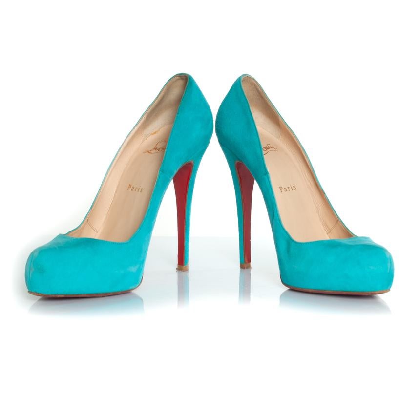 Bleu Christian Louboutin, escarpins en daim turquoise en vente