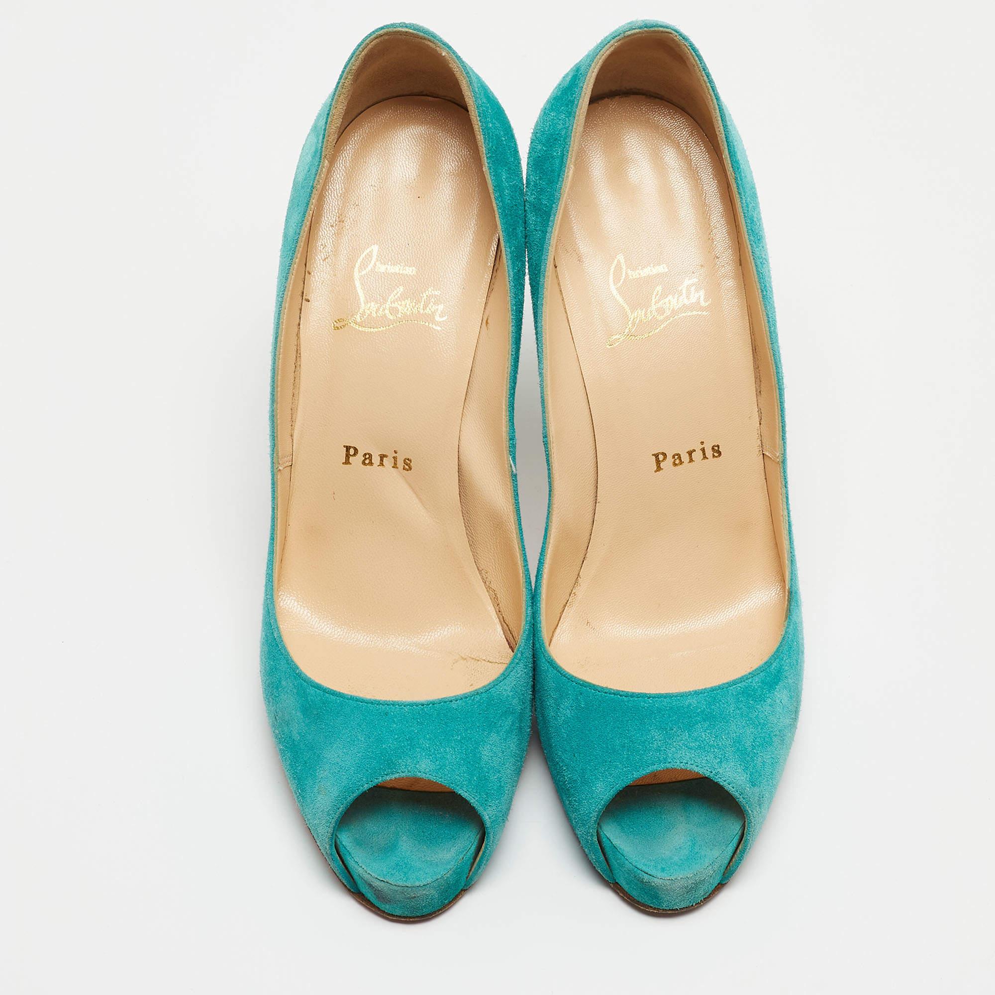Bleu Christian Louboutin Escarpins très prisés en daim turquoise taille 38,5 en vente