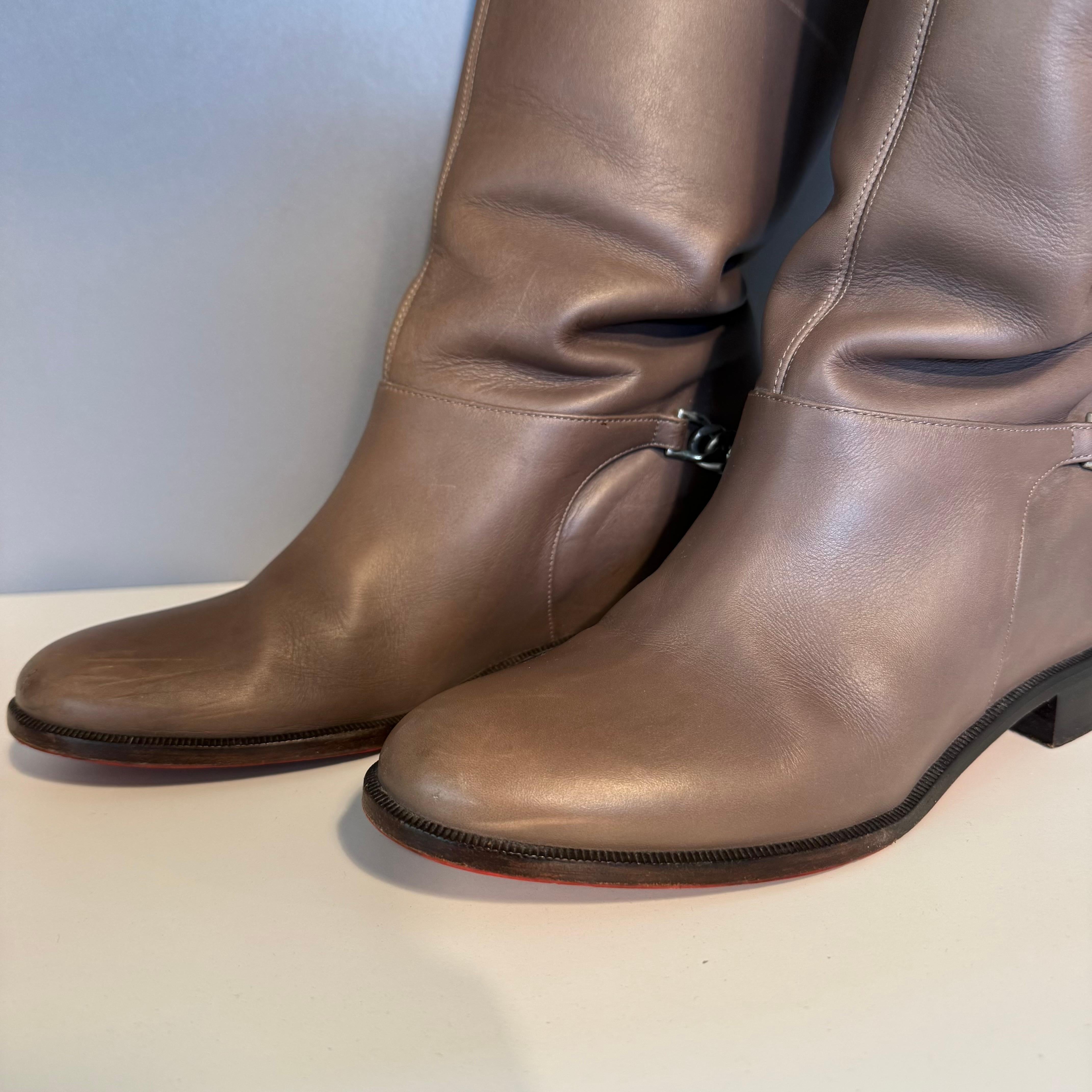 Christian Louboutin Botas de piel de tórtola IT 37.5 Marrón en venta