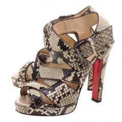 Christian Louboutin Zwei Ton Leder Criss Cross Strap Plattform Sandalen Größe 37