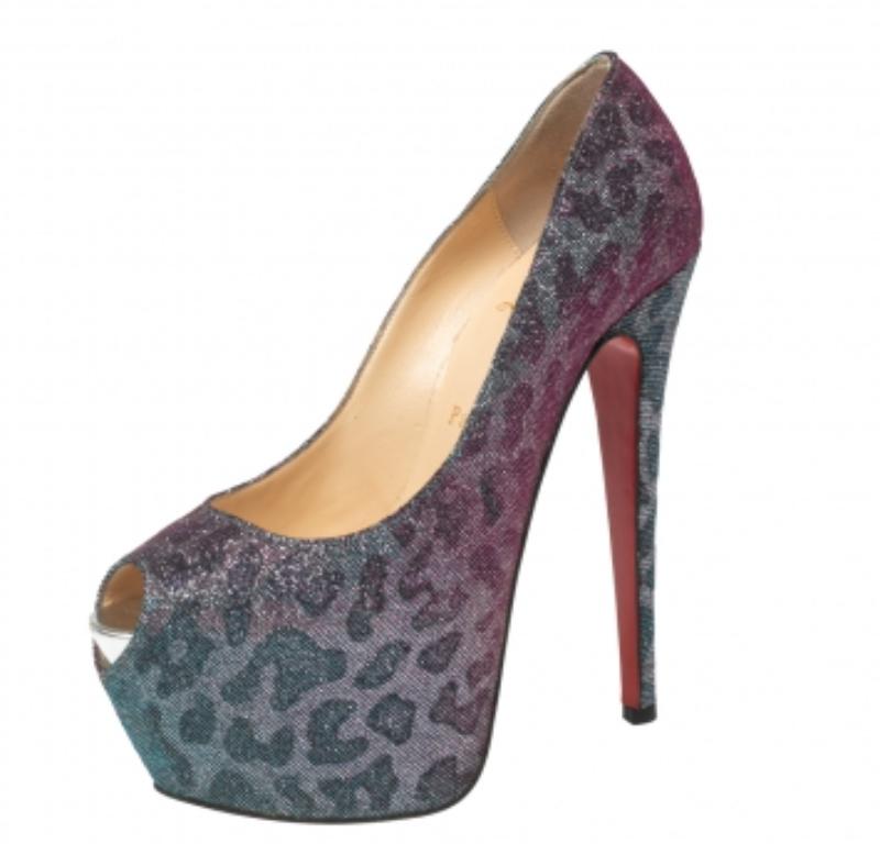 Christian Louboutin - Escarpins bicolores en tissu lamé imprimé léopard - Taille 37,5 en vente 2