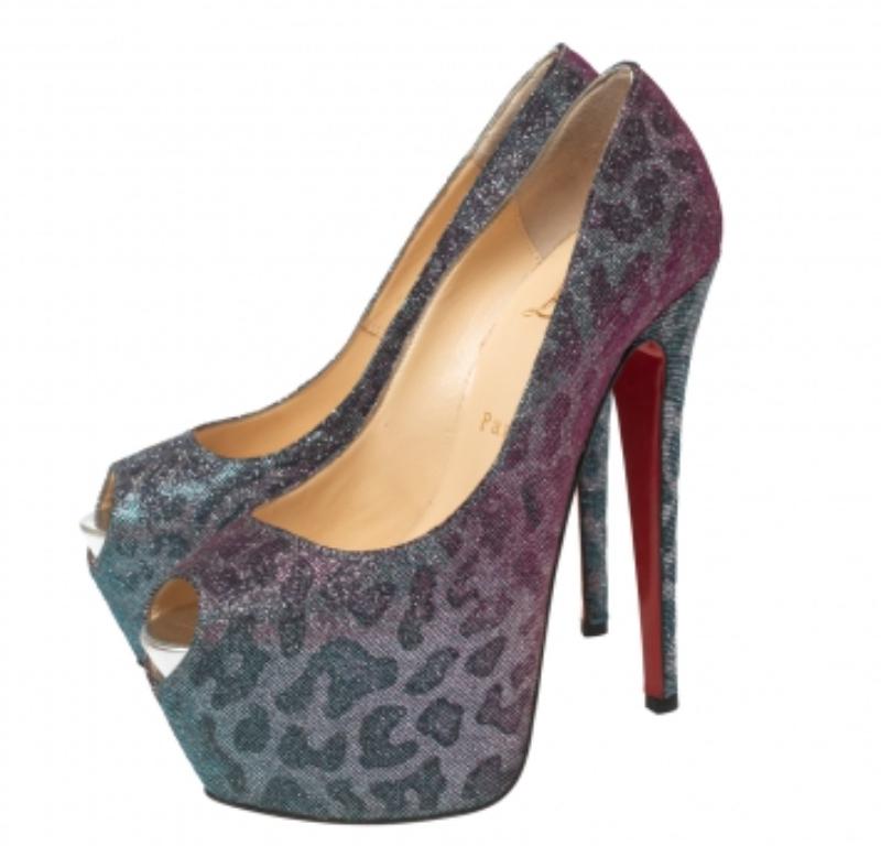 Christian Louboutin - Escarpins bicolores en tissu lamé imprimé léopard - Taille 37,5 en vente 3
