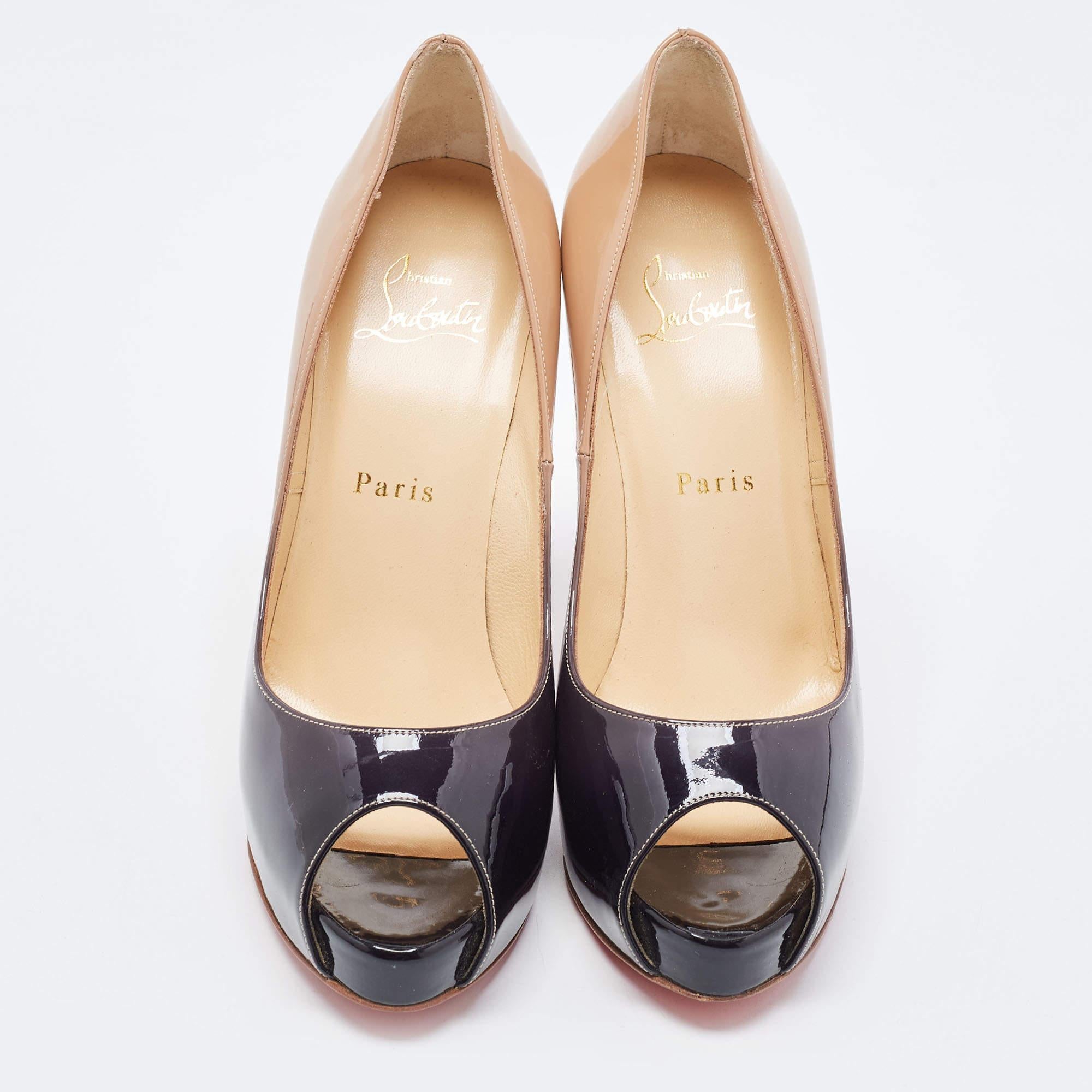 Stride through the day with confidence by adorning this pair of Christian Louboutin pumps. Created from patent leather, its well-designed curves will elegantly outline your feet. The 12.5cm heels of these peep-toe shoes will take your fashion sense