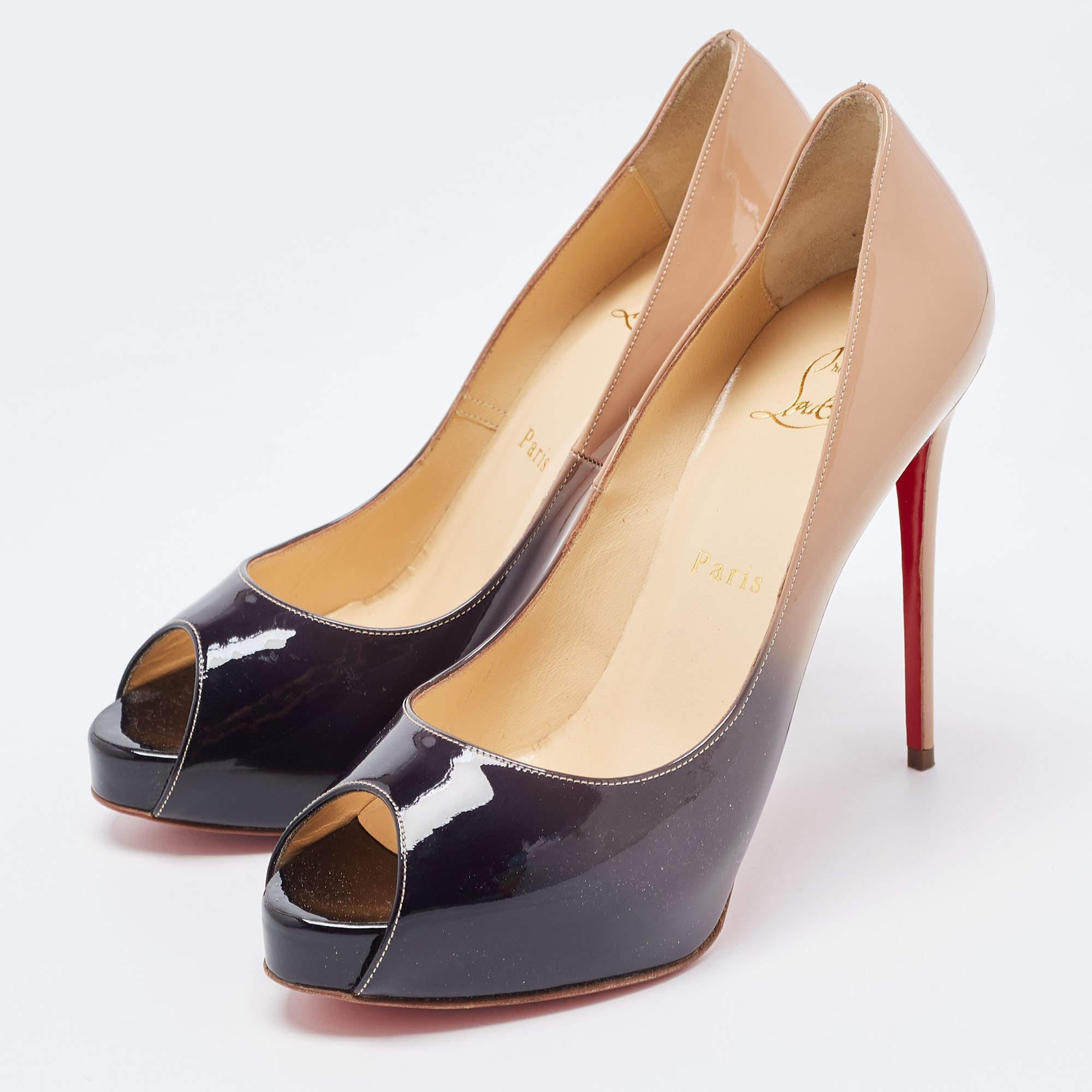 Christian Louboutin Two Tone Ombre Patent Leather New Very Prive Pumps Size 37.5 In Excellent Condition In Dubai, Al Qouz 2