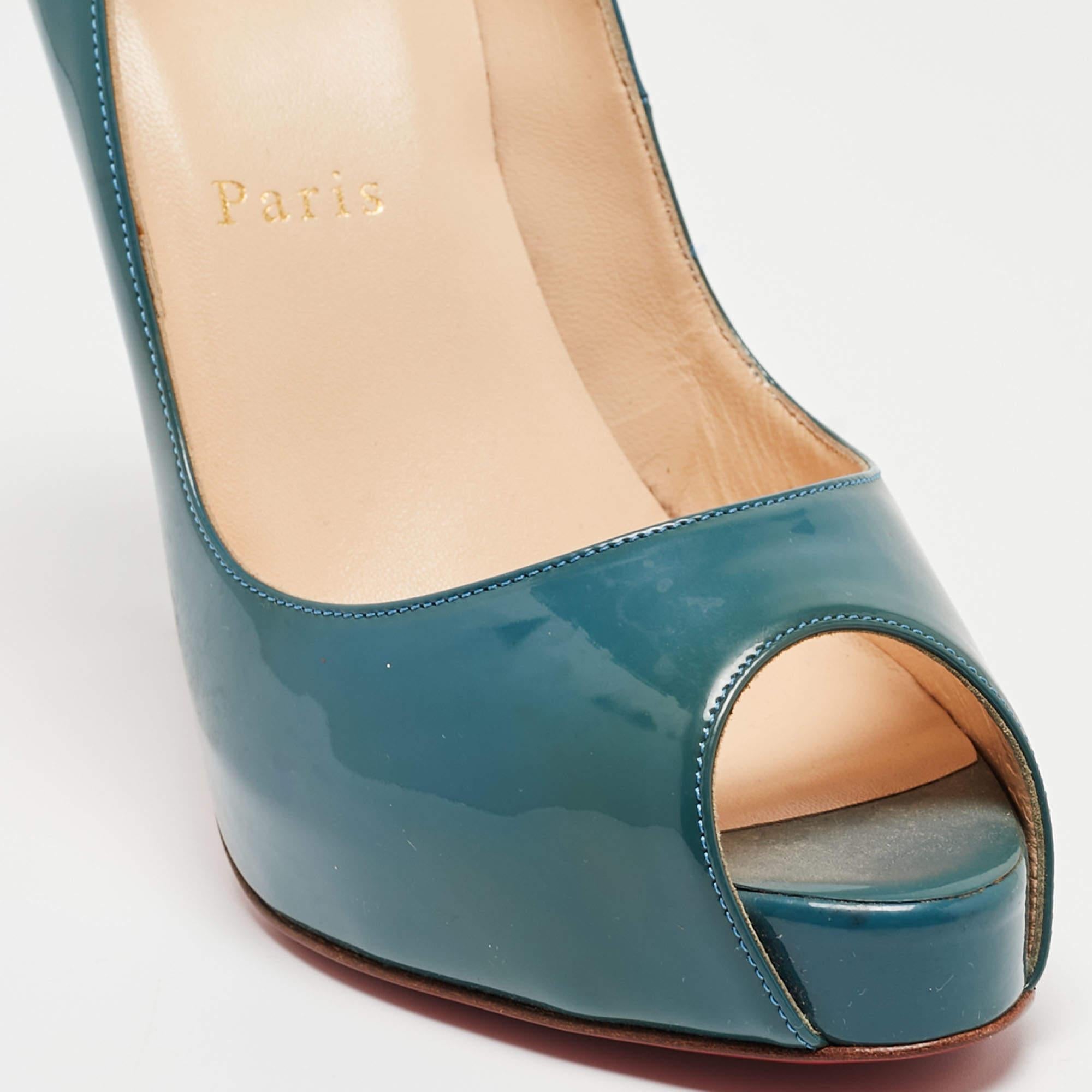 Christian Louboutin Two Tone Patent Peep Toe Pumps Size 37 For Sale 4