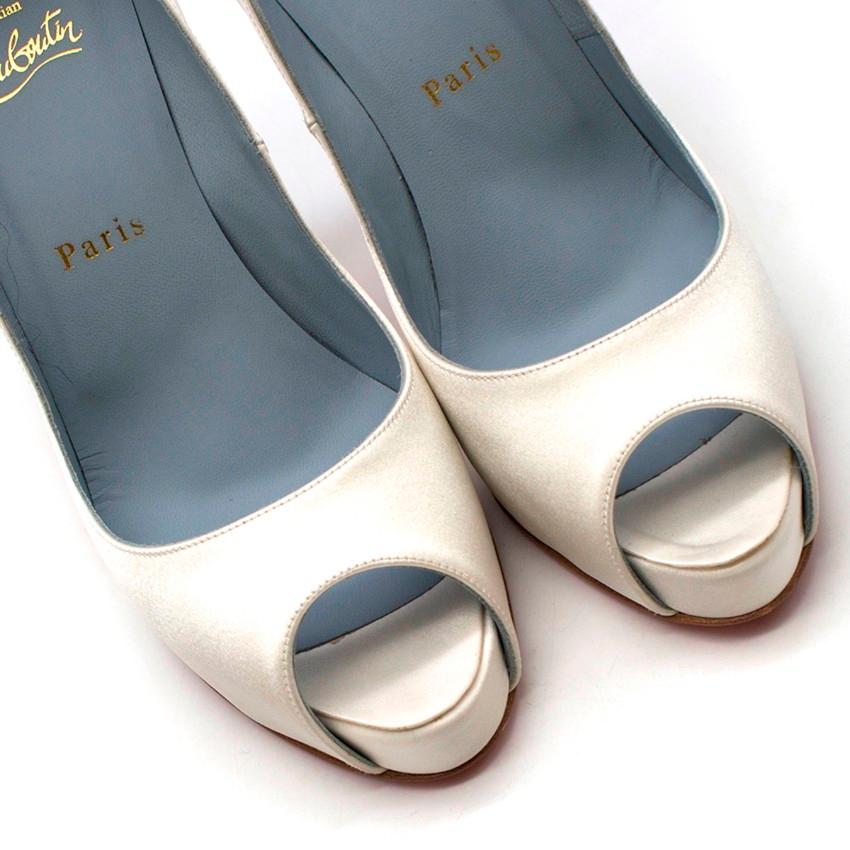 Women's Christian Louboutin Very Prive 120mm off-white satin pumps US 8.5