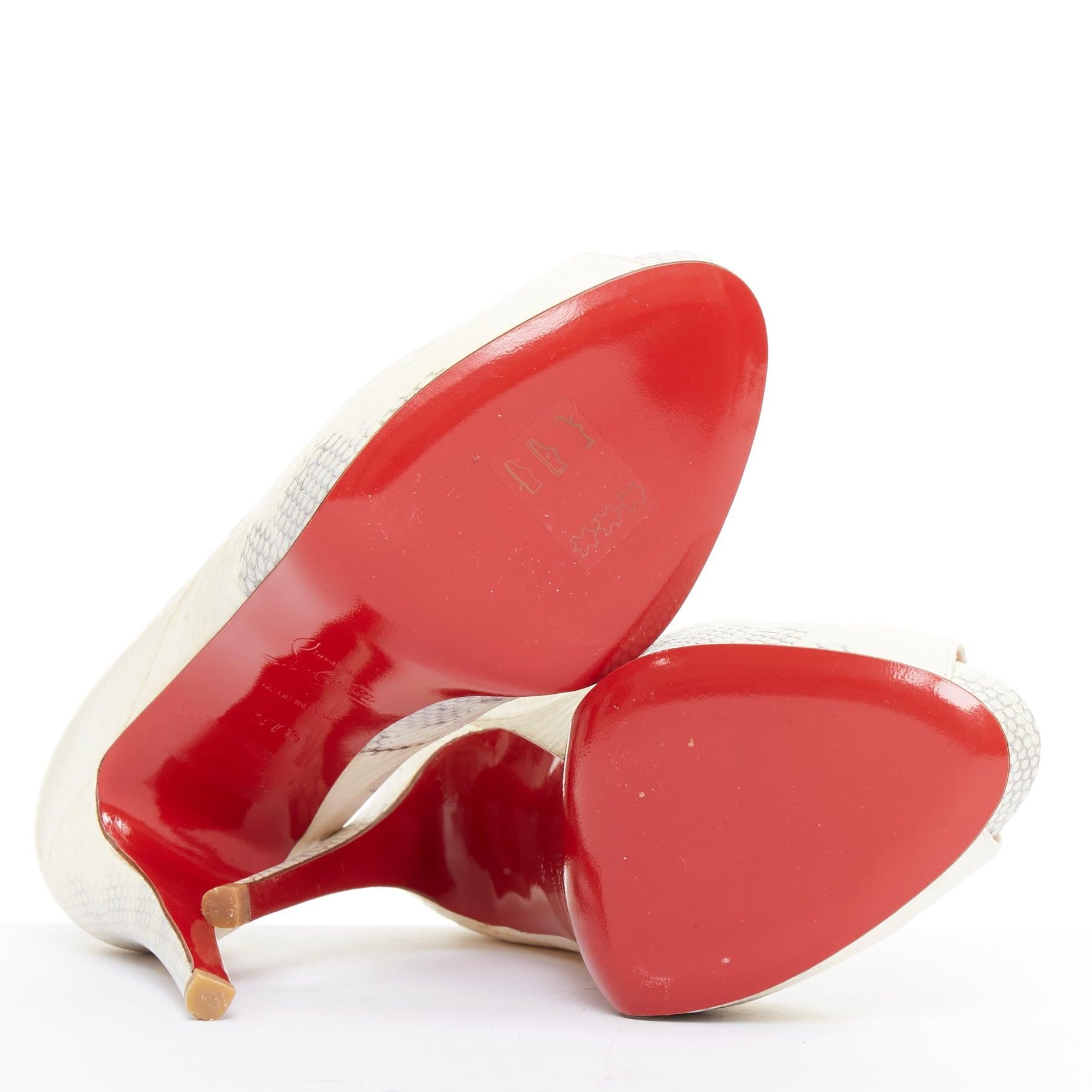 CHRISTIAN LOUBOUTIN Very Prive in pelle scamosciata avorio con plateau EU37.5 in vendita 6