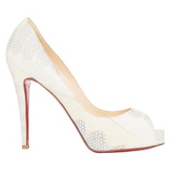 CHRISTIAN LOUBOUTIN Very Prive in pelle scamosciata avorio con plateau EU37.5